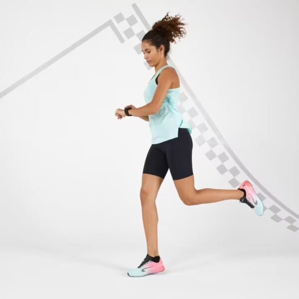 شلوارک زنانه دوچرخه‌سواری و دویدن - مشکی - Kiprun Run 900 Light - Image 3