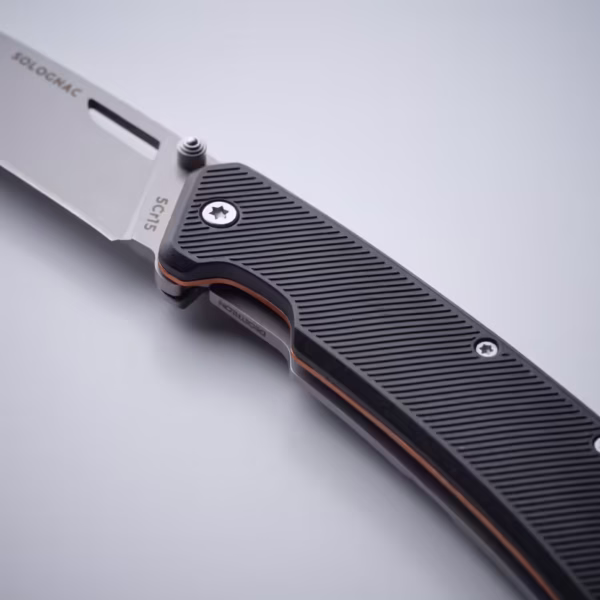 چاقوی تا‌شونده شکار SOLOGNAC مدل Axis Grip V2 85