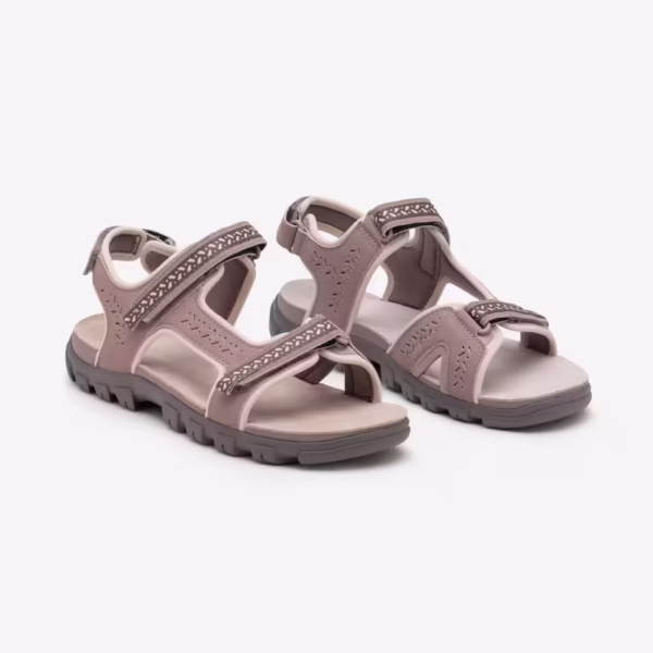 صندل چرمی زنانه طبیعت‌گردی QUECHUA مدل NH500