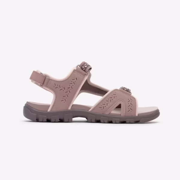 صندل چرمی زنانه طبیعت‌گردی QUECHUA مدل NH500