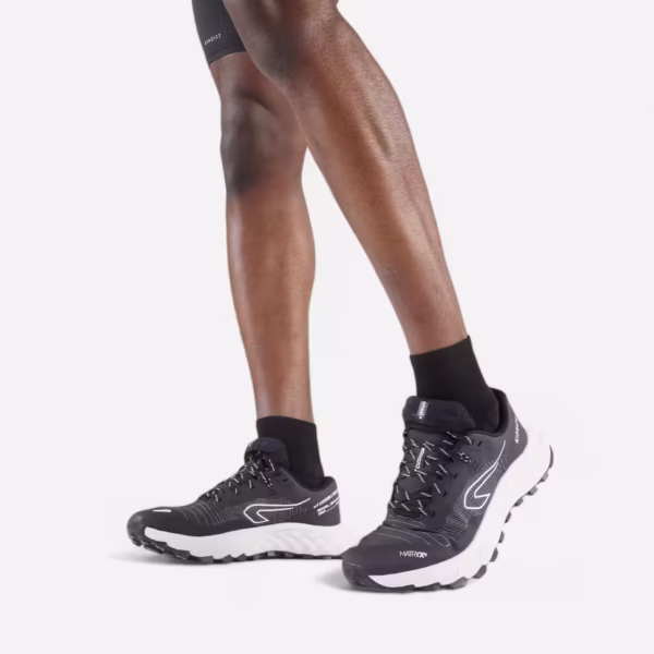 کفش دویدن تریل مردانه کیپران مدل Kiprun MT Cushion 2 – رنگ طوسی، مناسب مسیرهای ناهموار